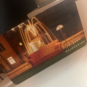 Friends eye shadow palette